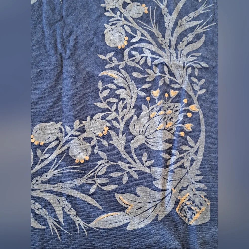 Pottery Barn Blue Floral Tablecloth Square 100% Cotton